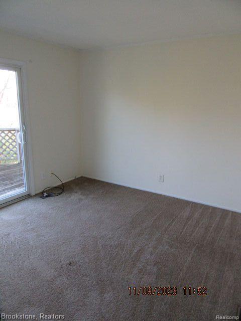 13229 LAKE POINT Boulevard, Belleville, MI 48111 — Photo 14