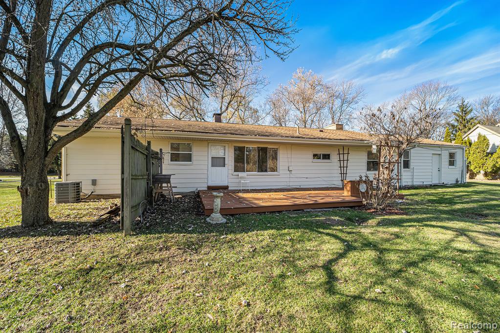 24614 TAFT Road, Novi, MI — Photo 23