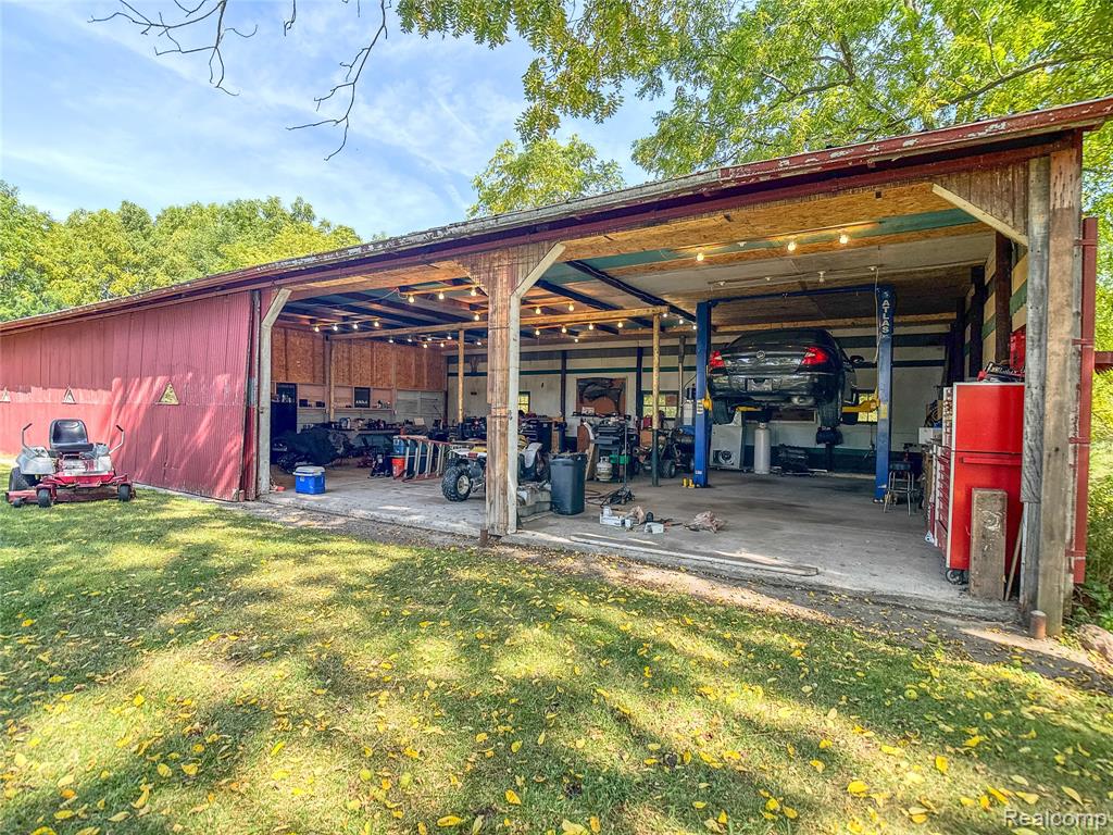 11359 Seymour Road, Gaines Vlg, MI 48436 — Photo 47