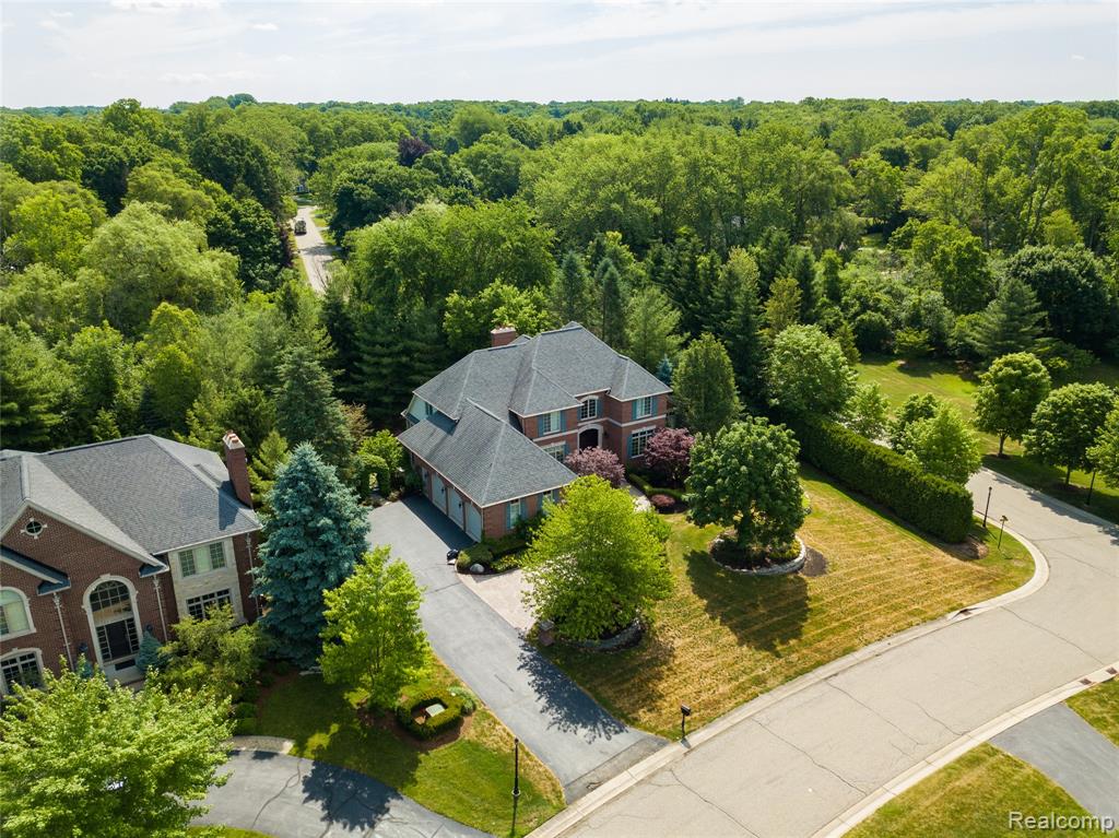2551 Ginger Court, Bloomfield Hills, MI 48304 — Photo 3