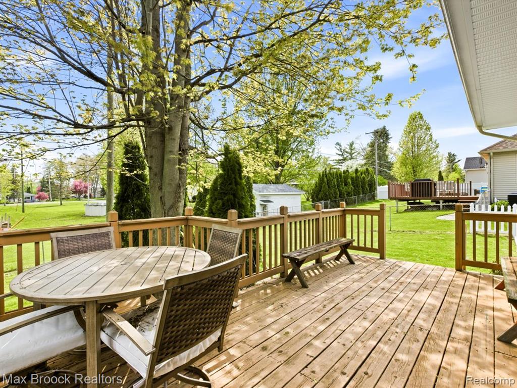 1561 S Delano Street, St. Clair, MI 48079 — Photo 38