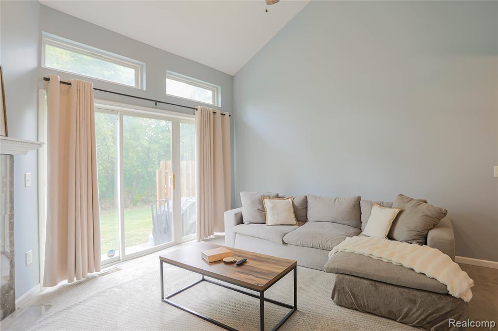 50578 Woodbury Drive, New Baltimore, MI 48047 — Photo 7