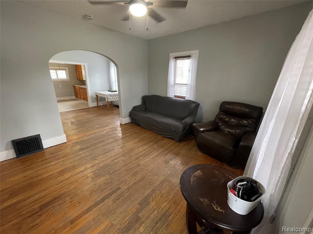 218 16th Street, Port Huron, MI 48060 — Photo 4