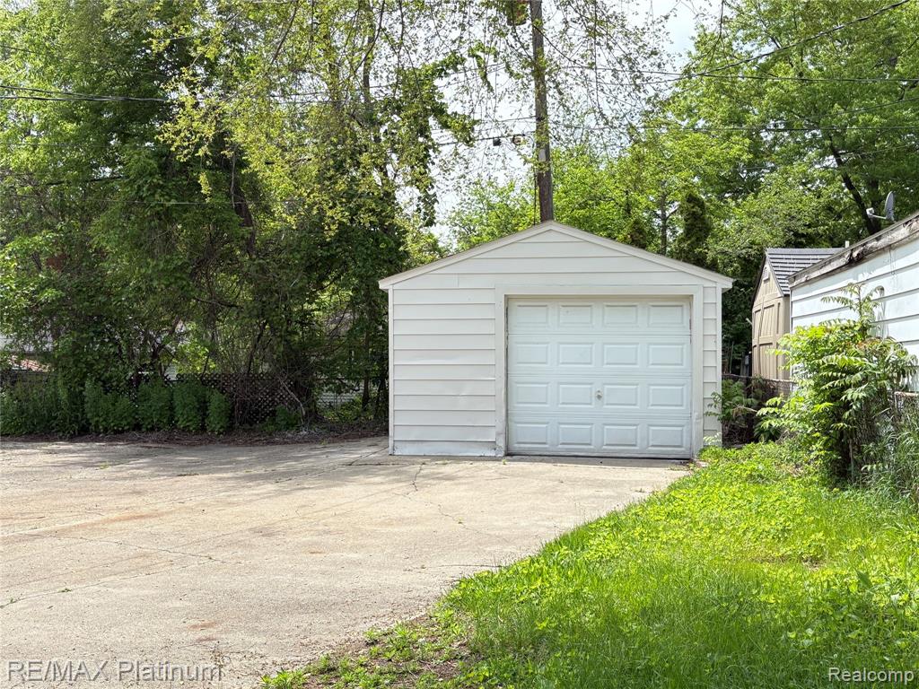 208 Devonshire Street, Ypsilanti, MI 48198 — Photo 12
