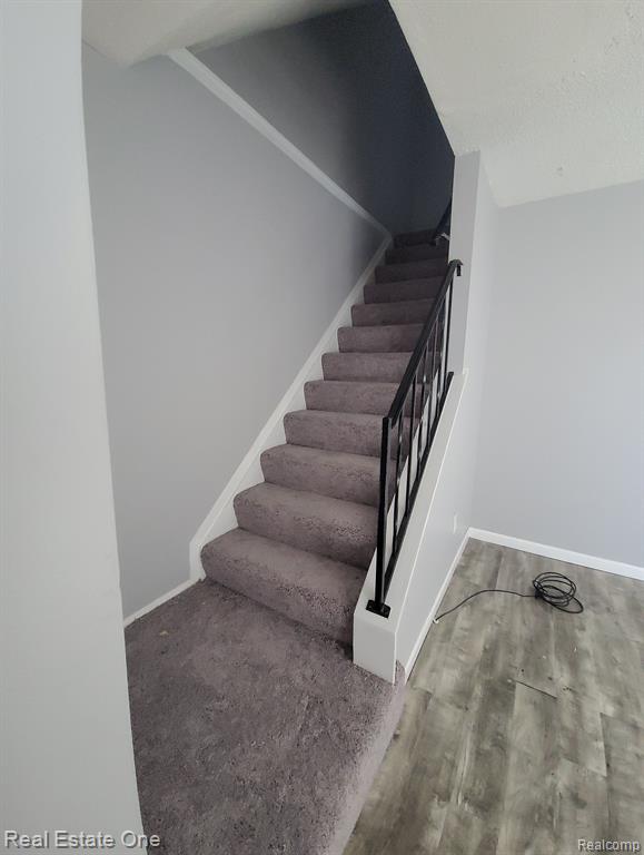 42410 BARCHESTER Road, Canton, MI 48187 — Photo 6