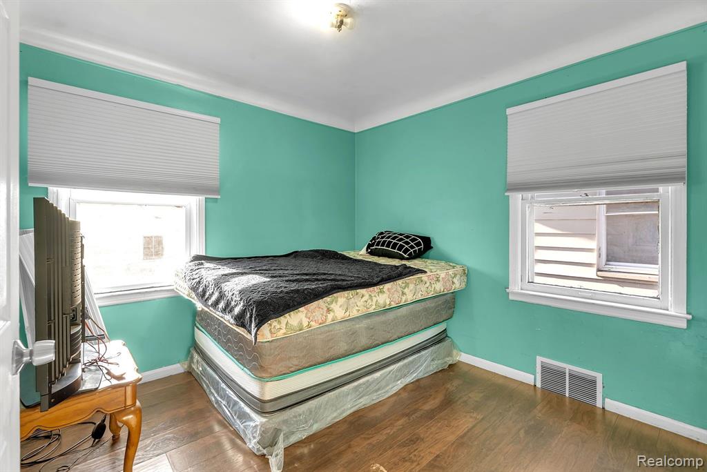 7425 PARKWOOD Street, Detroit, MI 48210 — Photo 13
