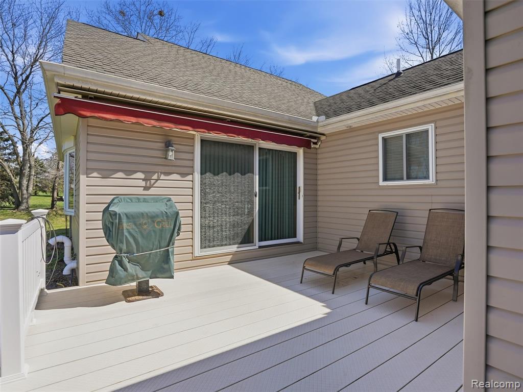 4695 Melanie Lane, White Lake, MI 48383 — Photo 46