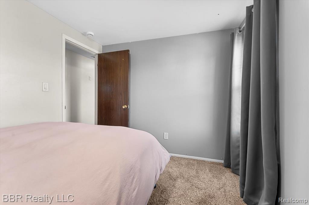 28305 Greenbriar Way, Brownstown, MI 48183 — Photo 19