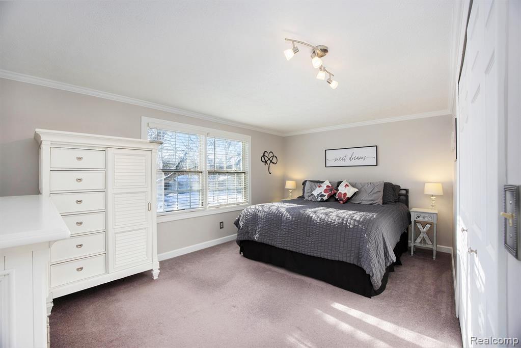 4151 Cambridge Crescent Drive, Troy, MI 48085 — Photo 19