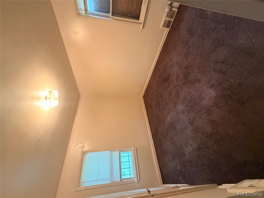 9529 Auburn Street, Detroit, MI 48228 — Photo 7