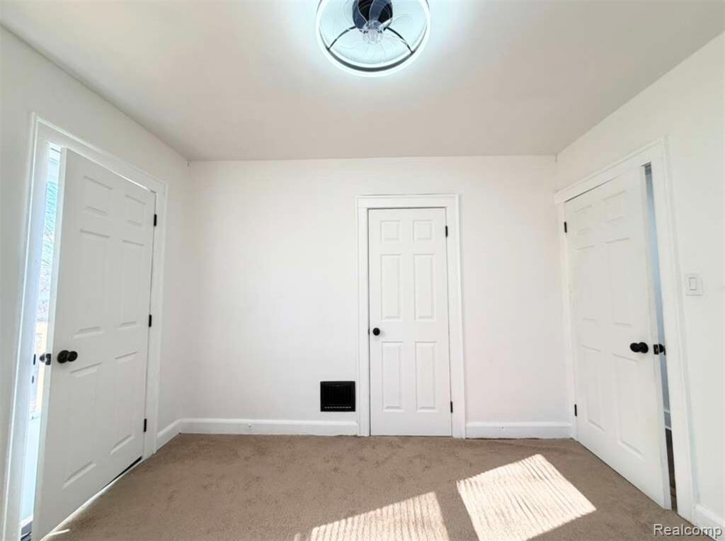 5791 Bedford Street, Detroit, MI 48224 — Photo 38