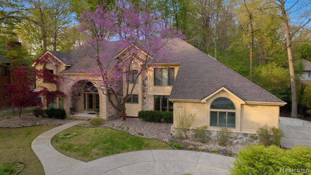 1305 Kings Pointe Road, Grand Blanc, MI 48439 — Photo 8