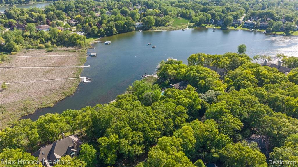 1729 Heron Ridge Drive, Bloomfield Hills, MI 48302