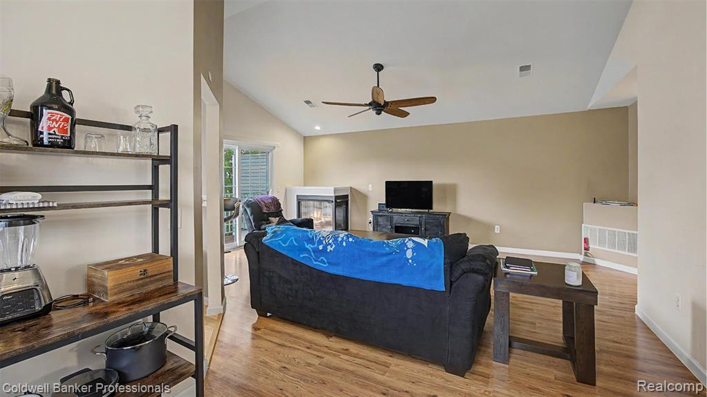 54762 Monarch Drive, Utica, MI 48316 — Photo 14