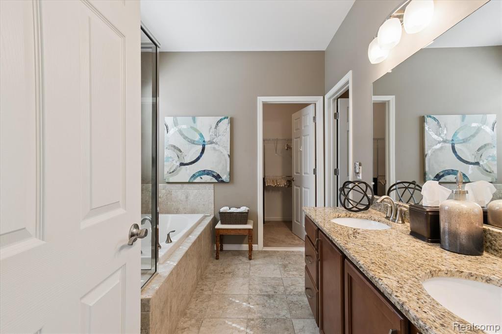 49276 Garden Lane, Canton, MI 48188 — Photo 25