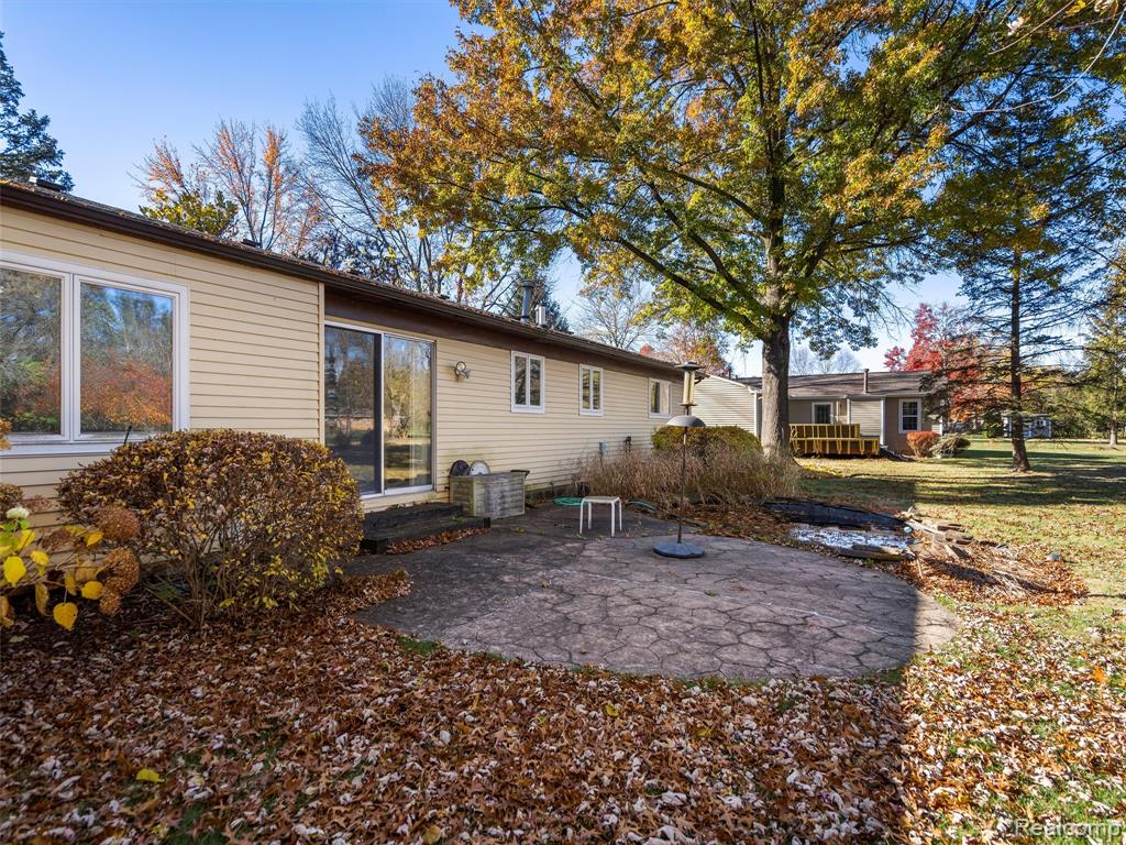 920 Grace Avenue, Rochester Hills, MI 48307 — Photo 6