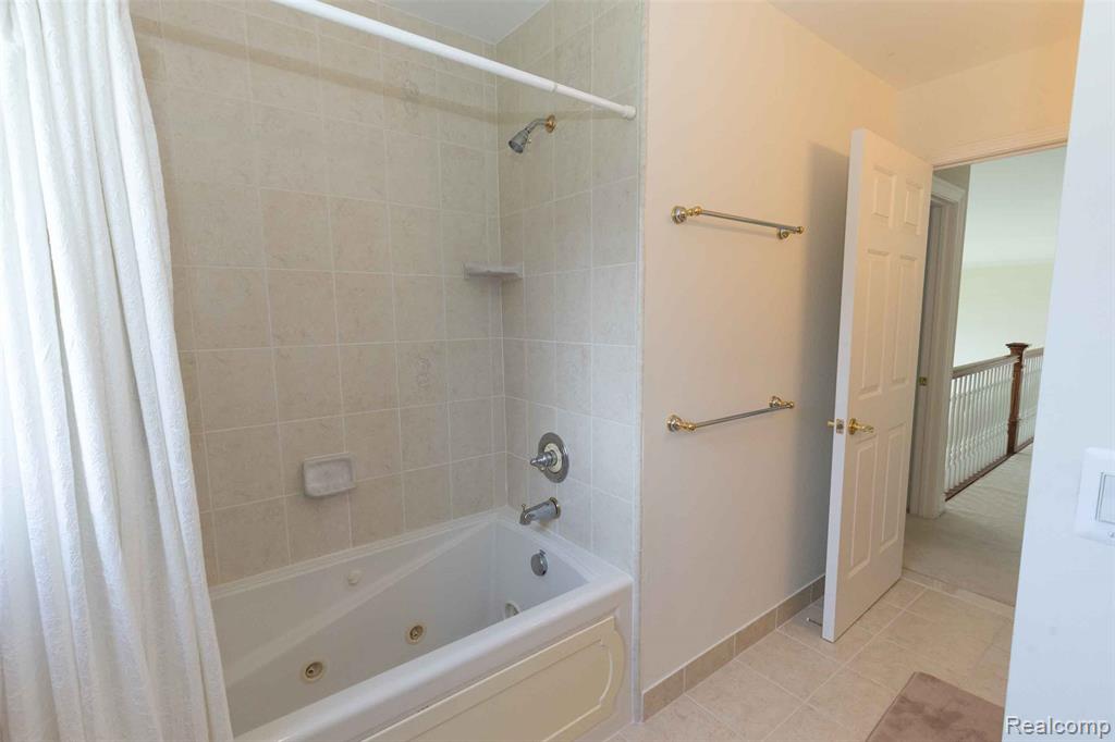 2051 Scott Lake RD Road, Waterford, MI 48328 — Photo 28