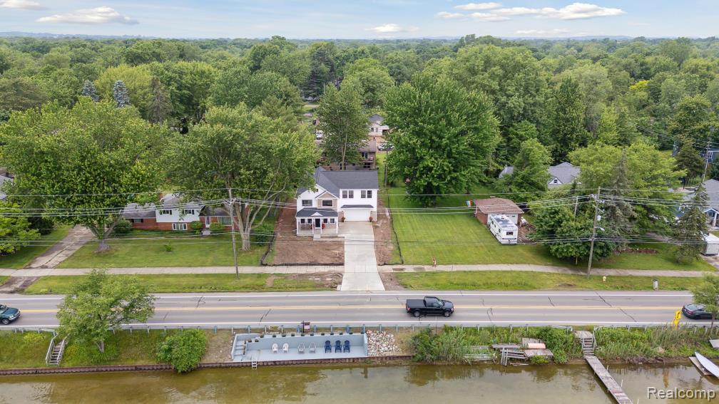 5264 Cooley Lake Road Road, Waterford, MI 48327 — Photo 19