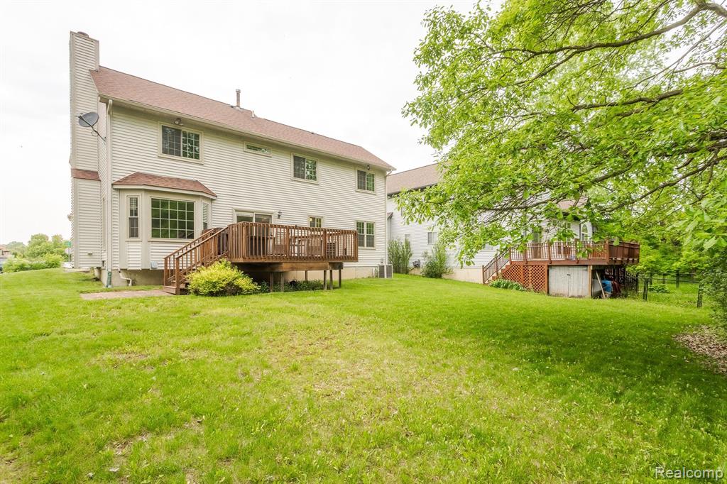 8472 FARM Lane, Ypsilanti, MI 48197 — Photo 4