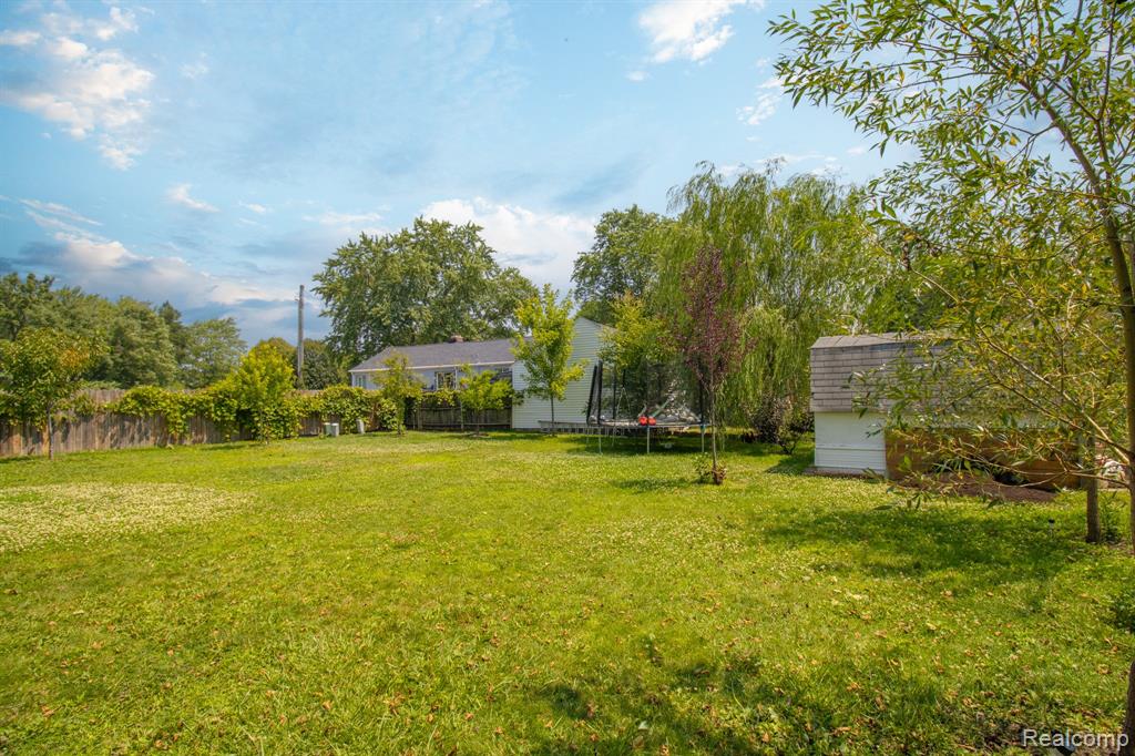 7878 Capri Drive, Canton, MI 48187 — Photo 52