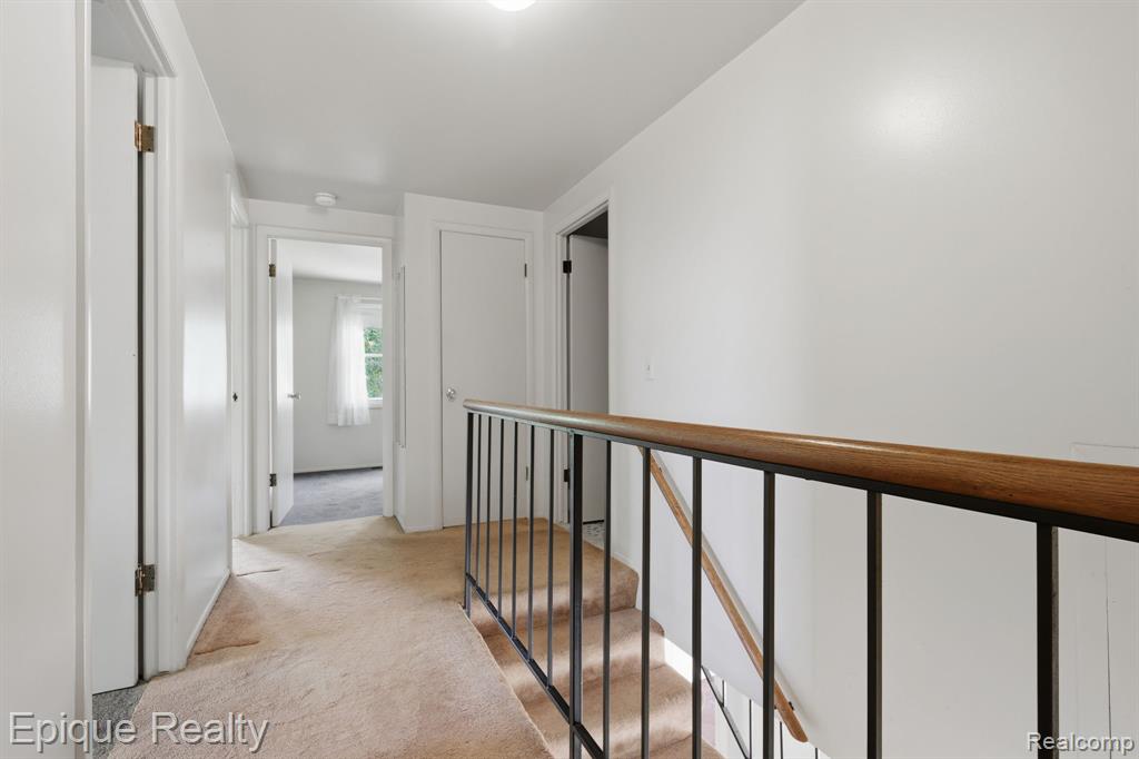 4856 Danbury Drive, Troy, MI 48085 — Photo 23