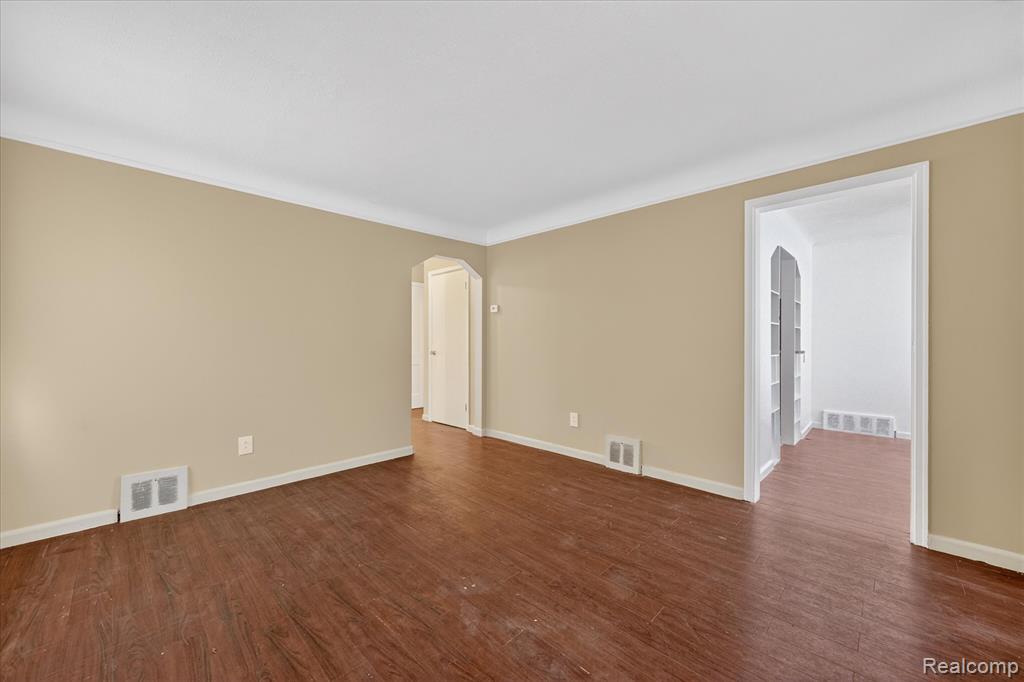 9178 Sussex Street, Detroit, MI 48228 — Photo 9