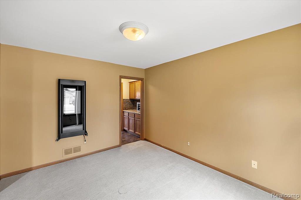 53335 GREGORY Drive, Macomb, MI 48042 — Photo 34