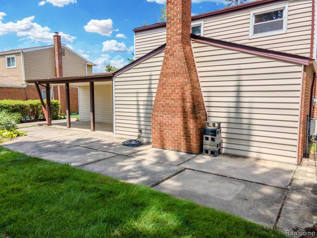 8252 Tinkler Road, Sterling Heights, MI 48312 — Photo 49