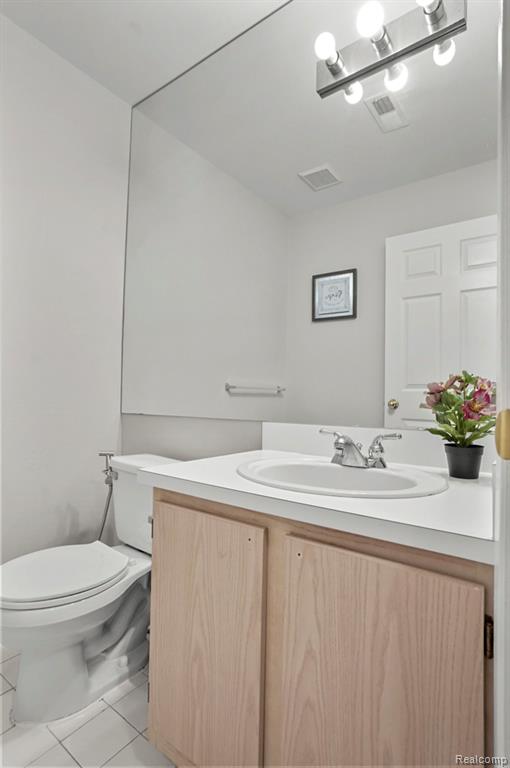 22051 Atlantic Pointe, Farmington Hills, MI 48336 — Photo 14