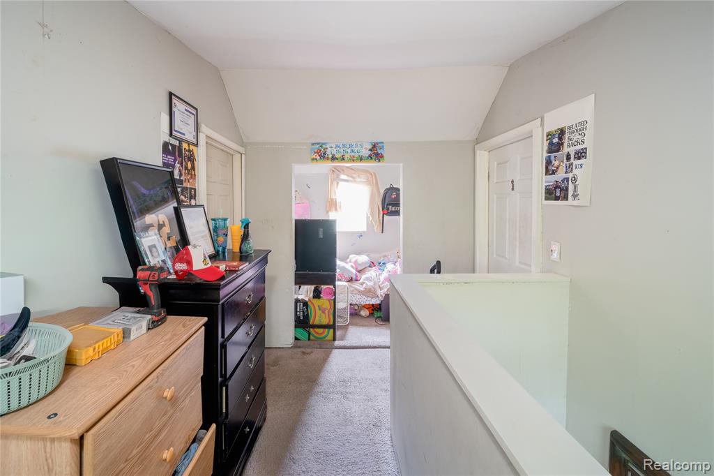 667 Raskob Street, Pontiac, MI 48340 — Photo 8