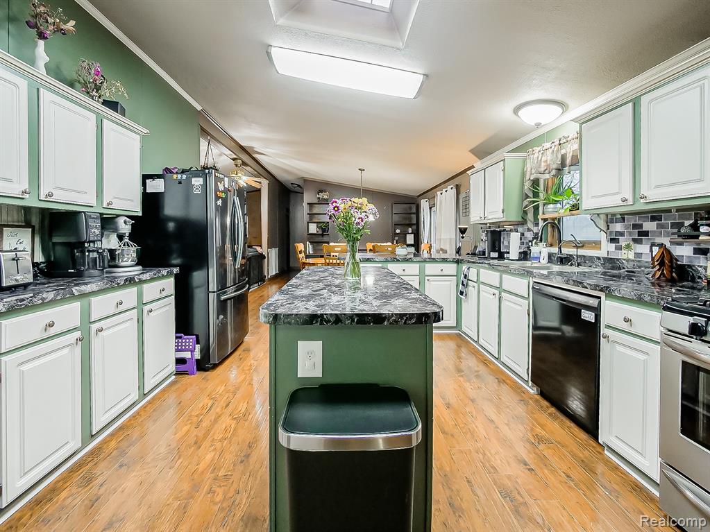 2015 Plum Street, Clarkston, MI 48348 — Photo 30