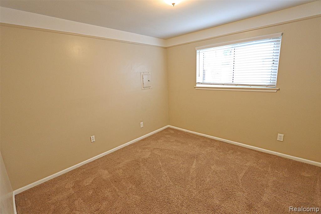 8250 N Henry Ruff Road, Westland, MI — Photo 19