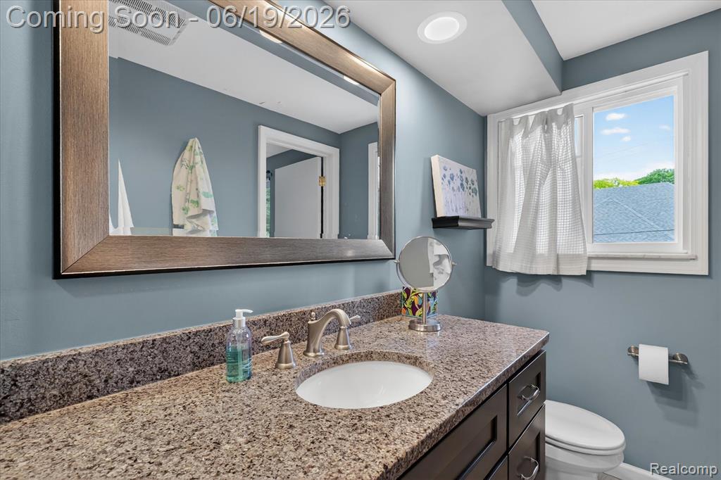 19780 Edshire Lane, Grosse Pointe, MI 48236 — Photo 25