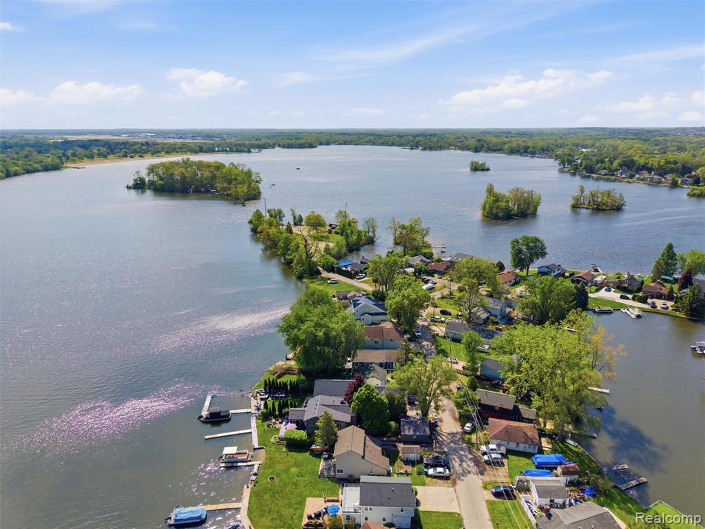 8868 Tackles Drive, White Lake, MI — Photo 58