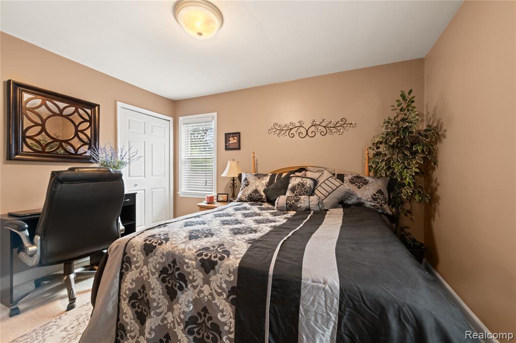 14962 Beatrice Street, Livonia, MI, 48154