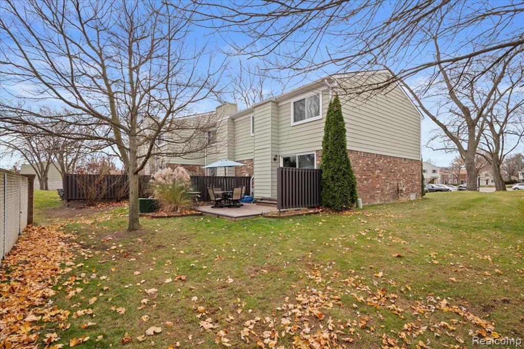 1818 SHIRE, Royal Oak, MI 48073 — Photo 39
