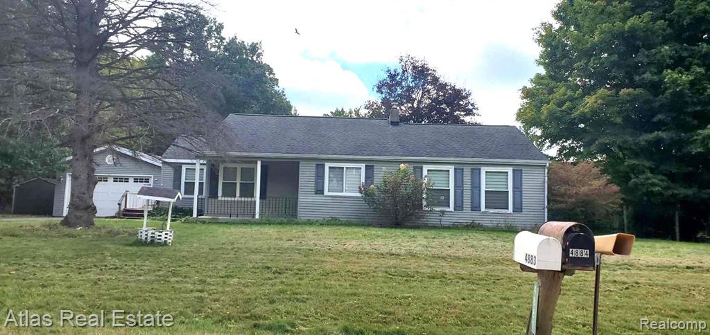 4883 BRIGHAM Road, Goodrich Vlg, MI — Photo 2