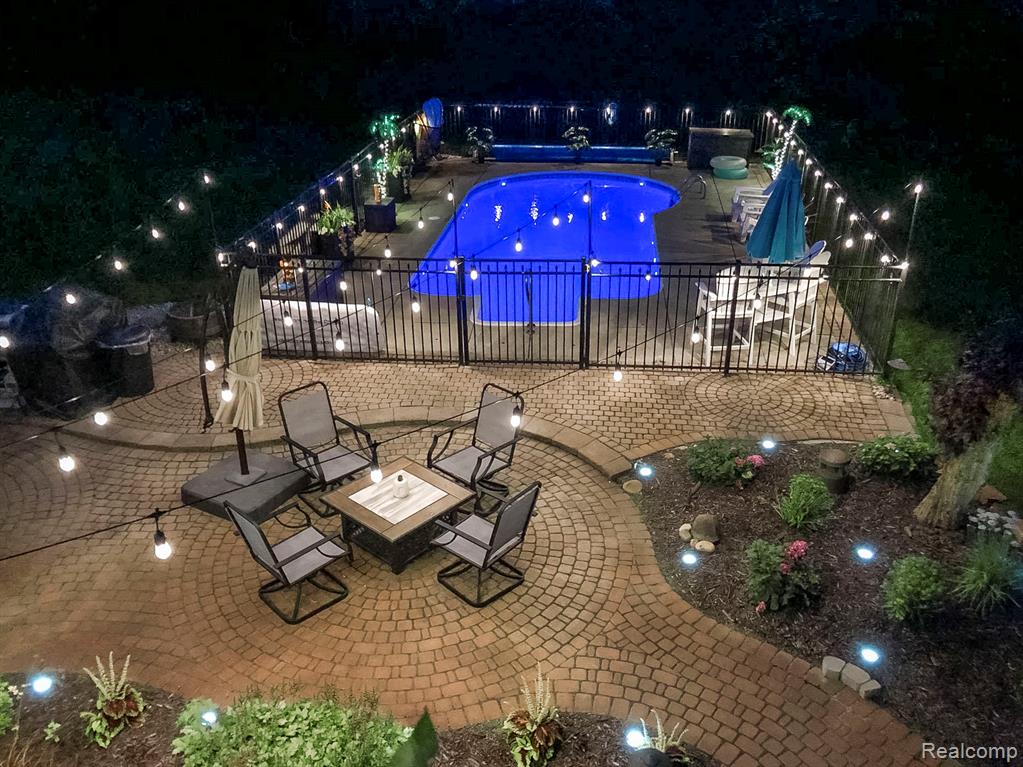 5500 Huntsman Drive, White Lake, MI 48383 — Photo 45