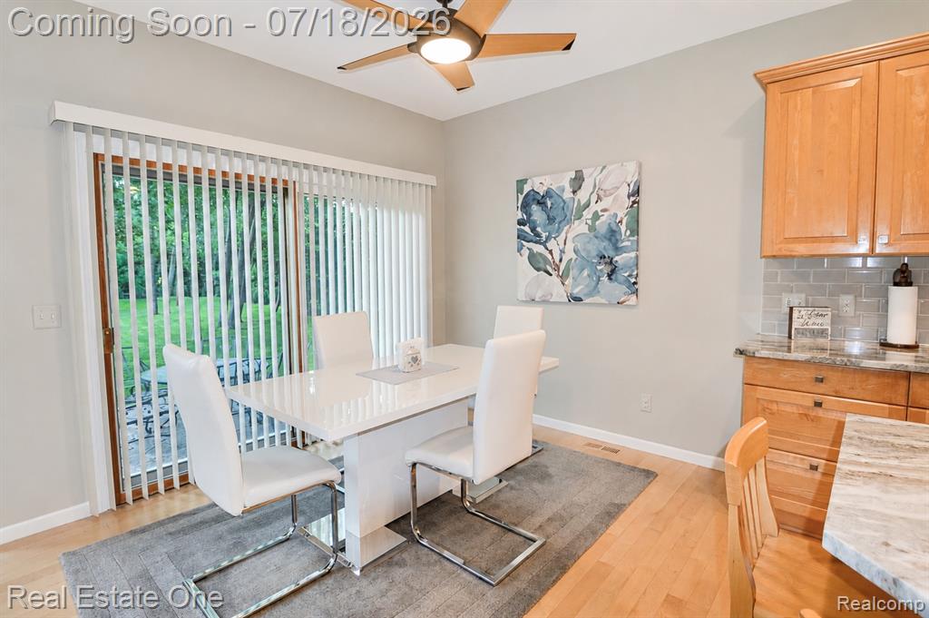 716 Bristol Lane, Orion, MI 48348 — Photo 10