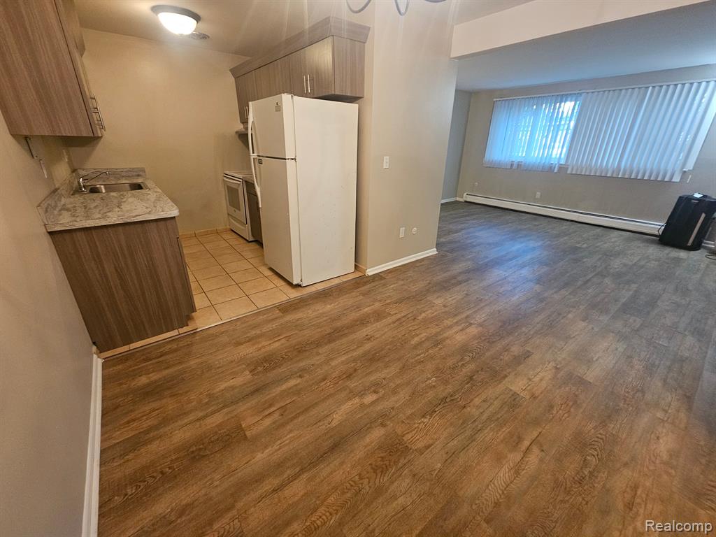 7394 CENTRAL Street, 2, Westland, MI — Photo 5