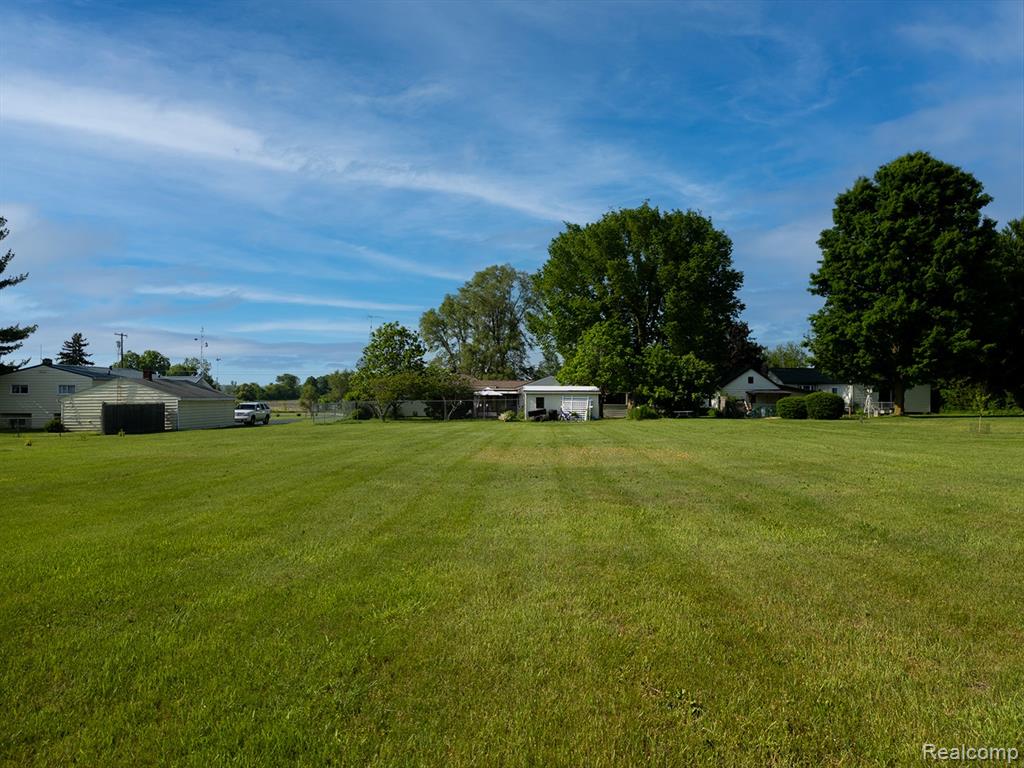5304 E Frances Road, Mount Morris, MI 48458 — Photo 42