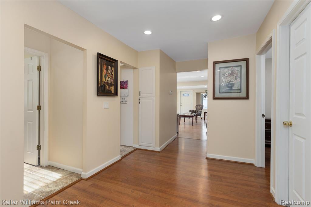 5615 Loveland Street, West Bloomfield, MI — Photo 10