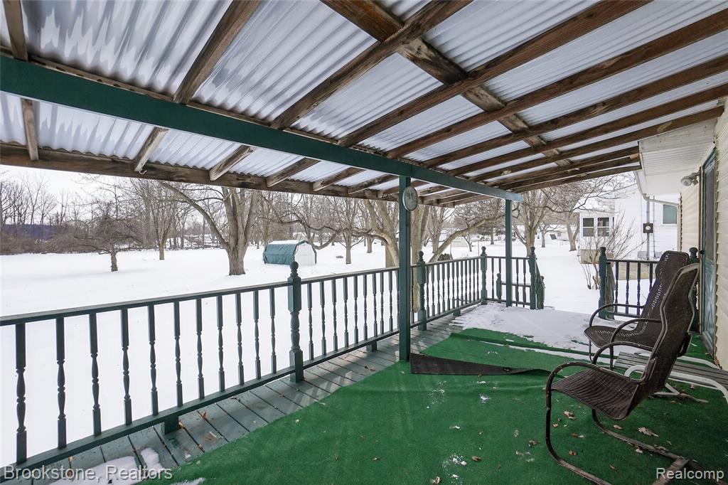 300 N Kibbee Street, MI 48879 — Photo 37