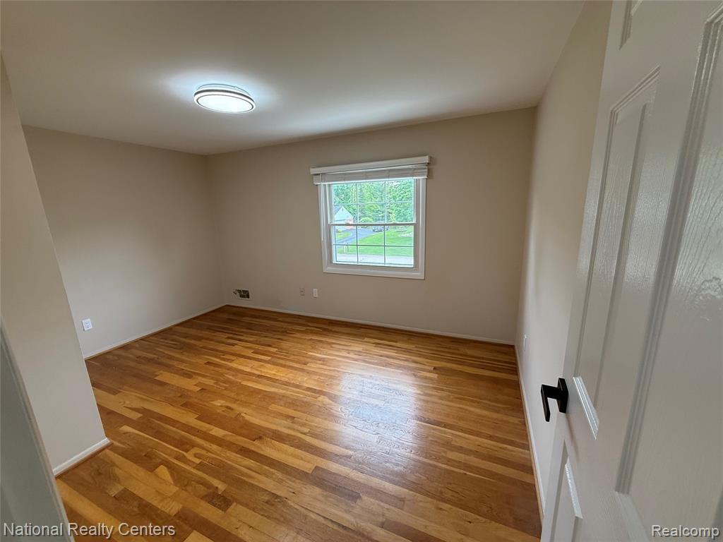 5888 Red Coat Lane, West Bloomfield, MI — Photo 22