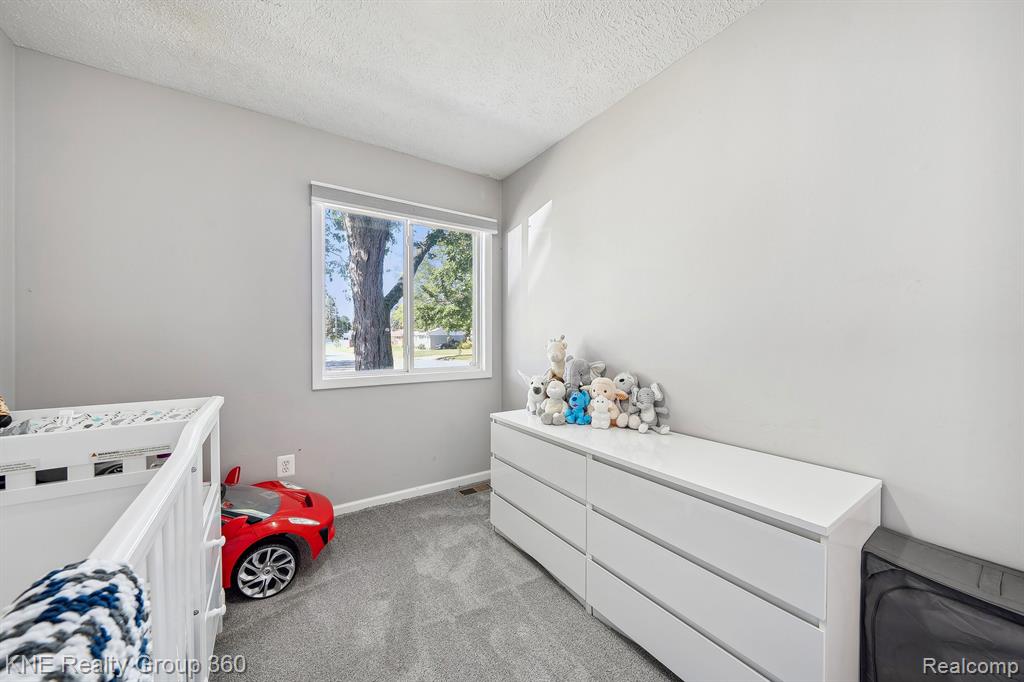 1395 BYRON Avenue, Ypsilanti, MI 48198 — Photo 25