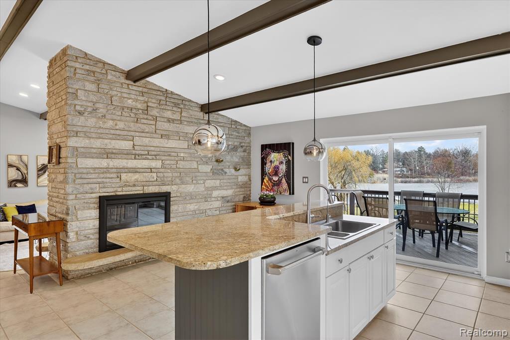 640 Sunset, White Lake, MI 48383 — Photo 18