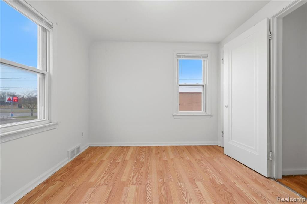 20620 Regent Drive, Detroit, MI 48205 — Photo 17