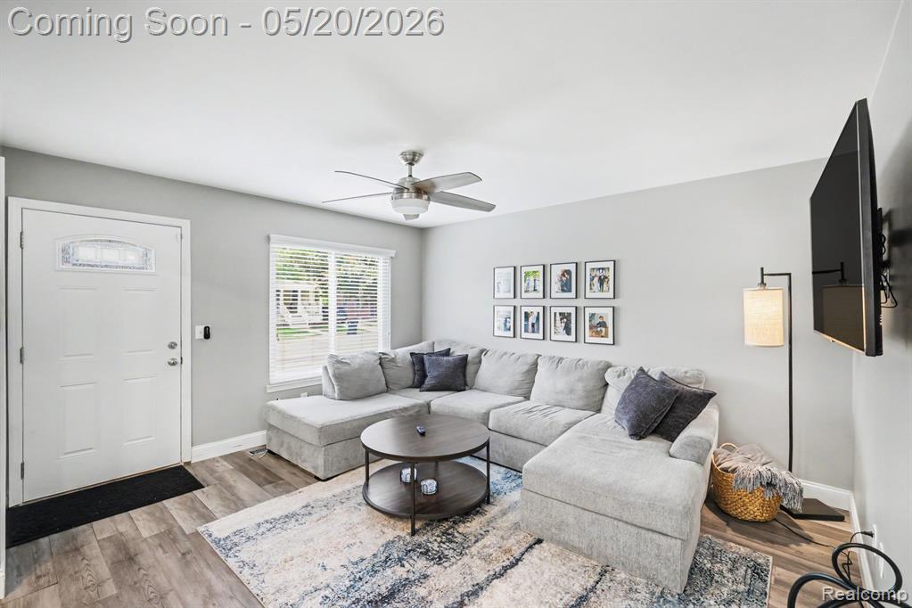614 Gardenia Avenue, Royal Oak, MI 48067 — Photo 7