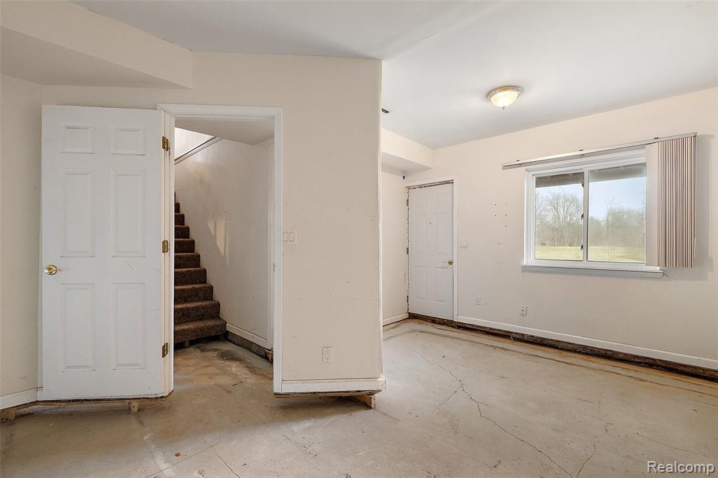 3105 Hickory Ridge Drive, Ortonville, MI 48462 — Photo 35