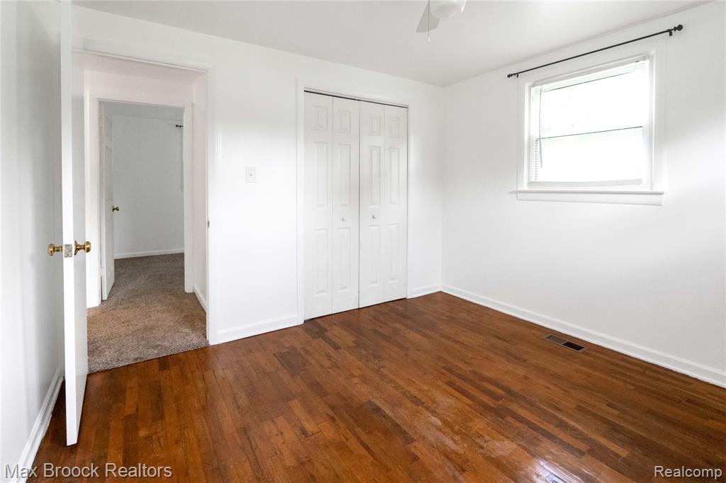 6479 Webb Drive, Flint, MI 48506 — Photo 24